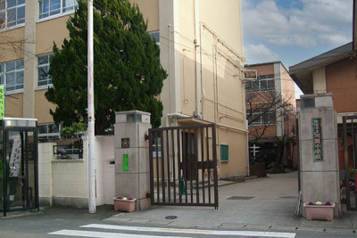 川岡小学校