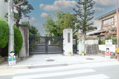 待鳳小学校