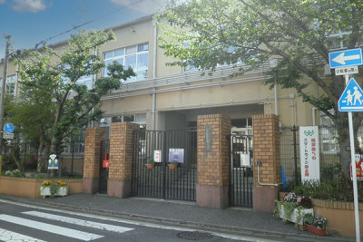 朱雀第四小学校