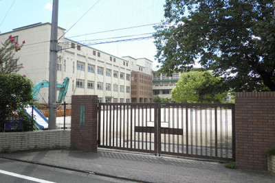 朱雀第三小学校