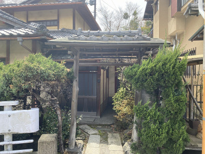 玄関アプローチ